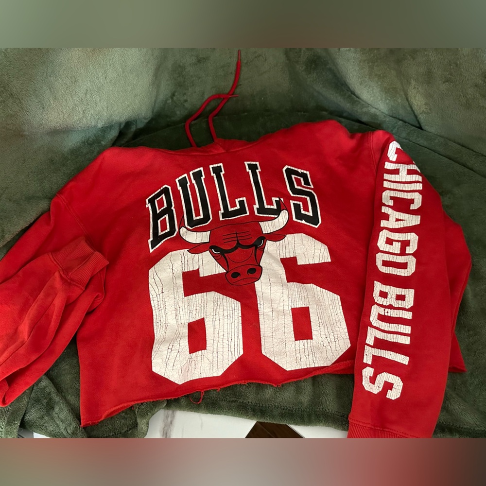 Chicago Bulls sweater with hoodie crop top XS